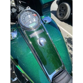 Carbon dash insert for Harley Road King