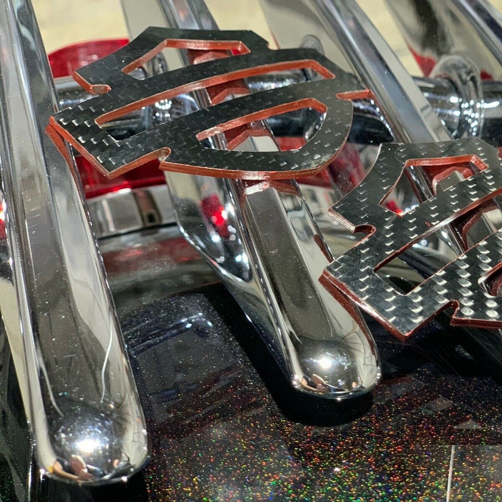 Black carbon with red edges tank emblems for Harley - Image 3