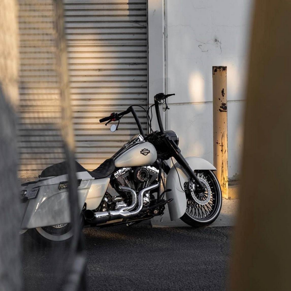 Black tank emblems for Harley - Image 26