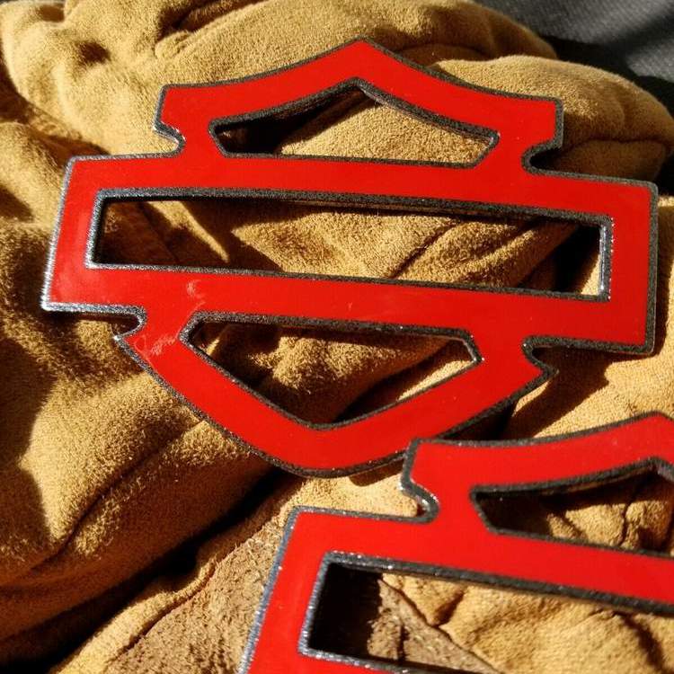 Red with silver front outline tank emblems for Harley - Image 4