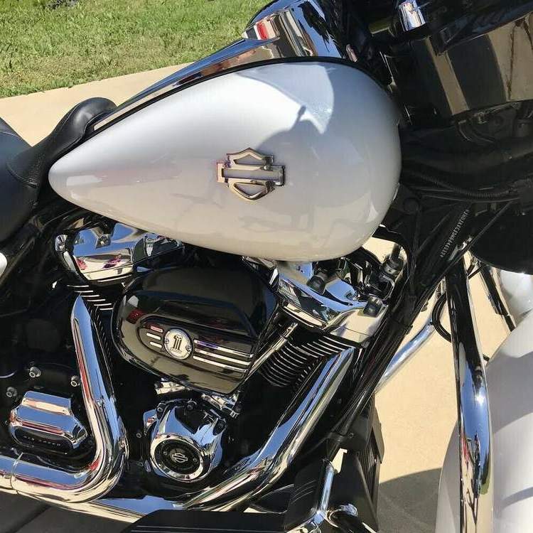 Stainless steel tank emblems for Harley